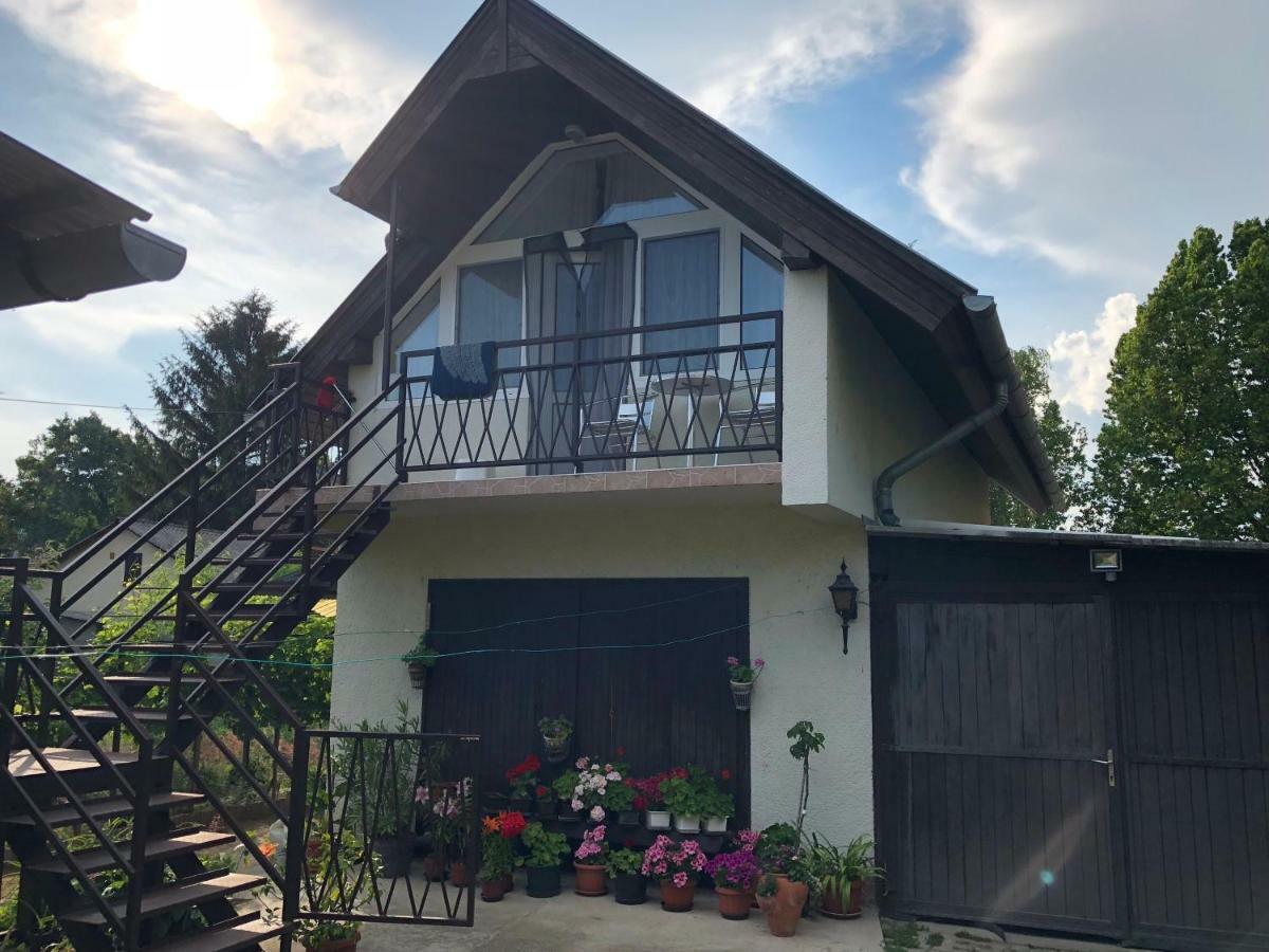 Liget Apartman Balatonföldvár Exterior foto